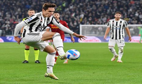 Federico Chiesa dari Juventus.