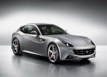 Ferarri FF, salah satu model yang menggunakan mesin V12