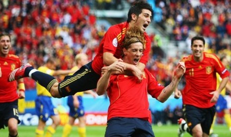 Fernando Torres dan David Villa menjadi bintang Spanyol dalam menjuarai Piala Eropa 2008.