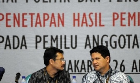 Ferry Kurnia Rizkiyansyah dan Husni Kamil Malik