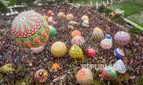 Festival Balon Udara digelar Airnav dan pemda untuk keselamatan penerbangan. 