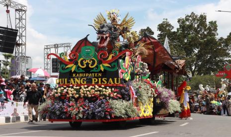 Festival Budaya Isen Mulang (FBIM) dan Festival Kuliner Nusantara Tahun 2024, di Halaman Gor Indoor Serbaguna, Jalan Tjilik Riwut Palangka Raya, Sabtu (18/5/2024). 