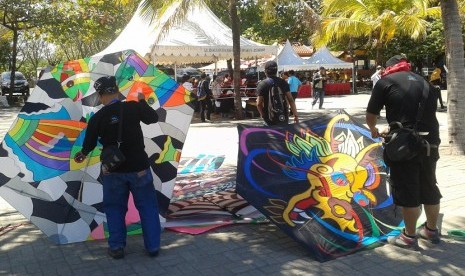 Festival layang-layang di Pantai Akkarena, Makassar