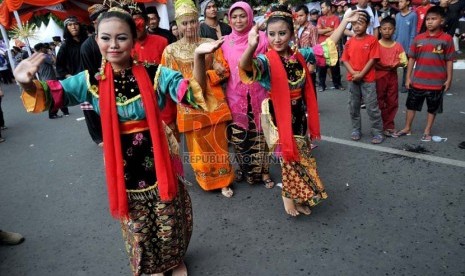  Festival Palang Pintu VIII di kawasan Kemang, Jakarta Selatan, Sabtu (8/6).  (Republika/Prayogi)