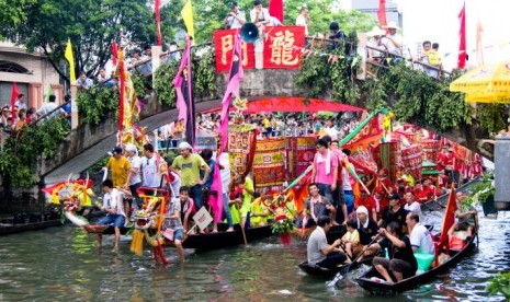 Festival Perahu Naga di Beijing, Cina.