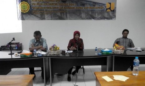 FGD yang berlangsung di Balai Besar Wilayah Sungai (BBWS) Cimanuk-Cisanggarung di Cirebon.