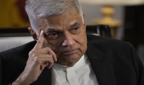 Presiden Sri Lanka Ranil Wickremesinghe. Sri Lanka dan Dana Moneter Internasional (IMF) akan memulai kembali pembicaraan tentang bailout. 