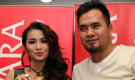 Fitri Karlina dan Saipul Jamil 