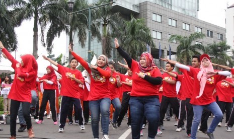 Flash mob (dance) adalah salah satu rangkaian dalam acara 'Celebrate' yang digelar PMI.