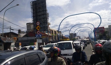 Flyover Antapani, Bandung