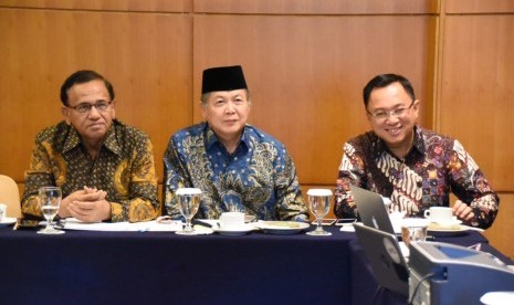 Focus Group Discussion (FGD) bertema “Perubahan UUD NRI Tahun 1945: Haruskah Menunggu Momentum?”, di Samarinda, Kalimantan Timur, Sabtu (27/7).