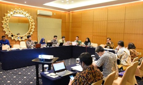 Focus Group Discussion (FGD) bertema “Perubahan UUD NRI Tahun 1945: Haruskah Menunggu Momentum?”, di Samarinda, Kalimantan Timur, Sabtu (27/7).