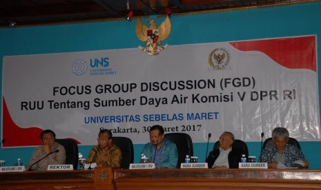 Focus Group Discussion (FGD) di Universitas Sebelas Maret (UNS) Surakarta Solo, Jawa Tengah, Kamis, (30/3).