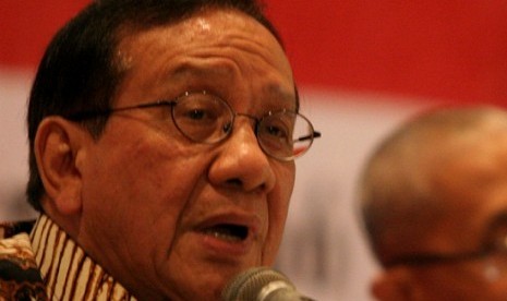 Former minister of youth and sports, Akbar Tanjung (file photo)  