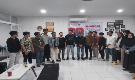 Forum Badan Eksekutif Mahasiswa se-Daerah Istimewa Yogyakarta (BEM se-DIY) memberikan dukungan kepada tokoh muda Sulawesi Selatan Andi Fahrul Amsal menjadi calon Wakil Menteri Hukum dan HAM (Wamenkumham) menggantikan Edward Omar Sharif Hiariej yang mengundurkan diri dari Kabinet Presiden Joko Widodo (Jokowi). Acara dukungan tersebut digelar di Yogyakarta, Ahad (7/1/2023).