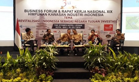 Forum Bisnis dan Rakernas Himpunan Kawasan Industri (HKI) Indonesia di The Stone Hotel Legian, Kuta, Kamis (26/7)