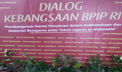 Forum Group Discussion (FGD) bertema Pembangunan Narasi Persatuan dalam Kebhinekaan dan Moderasi Beragama antar Tokoh Agama se-Indonesia. 