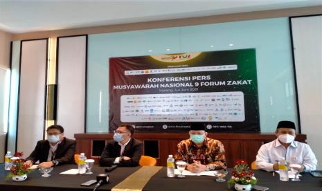 Forum Zakat melaksanakan kegiatan Konferensi Pers (Konpers) mengenai Musyawarah Nasional (Munas) FOZ Kesembilan di Kota Batu,