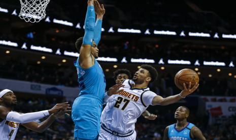 Forward, Jamal Murray membawa Nuggets menang atas Hornets 114-112.