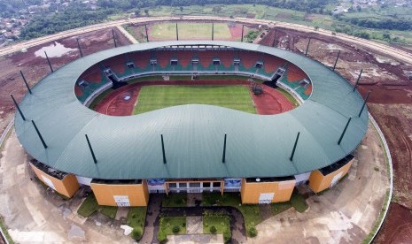 Foto aerial kompleks Stadion Pakansari, Cibinong, Kabupaten Bogor. 