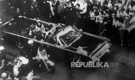  Foto detik-detik penembakan presiden AS John F Kennedy pada 1963.