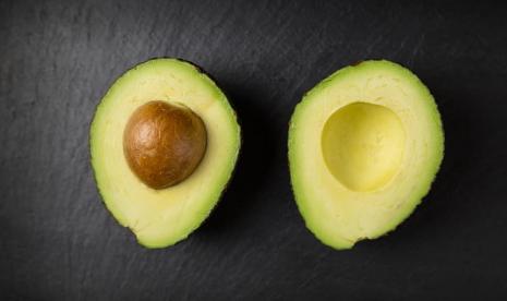 Avocados Can Lower the Risk of Heart Disease and Reduce Bad Cholesterol