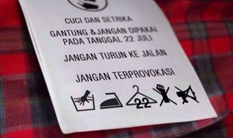 Foto imbauan pendukung Jokowi-JK agar para relawan tidak turun ke jalan pada 22 Juli 2014