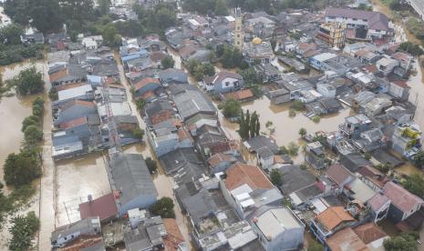 Foto udara banjir di Cipinang Melayu, Jakarta Timur.