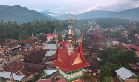 Foto udara kawasan seribu rumah gadang, di Muaro Labuah, Kab.Solok Selatan, Sumatra Barat. Kementerian PUPR kini sedang mengerjakan revitalisasi seribu rumah gadang.