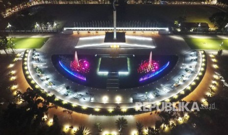 Foto udara Monumen Pembebasan Irian Barat di Lapangan Banteng, Jakarta, Senin (23/7). 