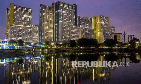 Foto udara suasana Rumah Sakit Darurat COVID-19 (RSDC) Wisma Atlet di Kemayoran, Jakarta, Jumat (14/1/2022). Berdasarkan data RSDC Wisma Atlet pada Jumat (14/1/2022), pasien COVID-19 yang dirawat mengalami kenaikan dari sebelumnya 2.300 pasien bertambah 80 orang menjadi 2.380 pasien. 