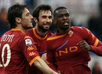 Francesco Totti, Mirko Vucinic, Juan