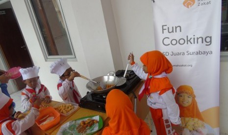 Fun cooking SD Juara.