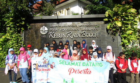 Fun Math and Science (FMS) bersama tim KPM Bogor, Rabu (19/12) lalu.