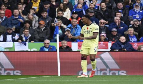 Gabriel Magalhaes dari Arsenal saat merayakan gol.