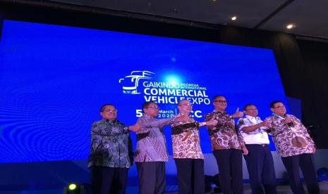 GAIKINDO dan Kementerian Perindustrian resmi membuka GIICOMVEC 2020 di JCC Senayan, Jakarta pada Kamis (5/3).