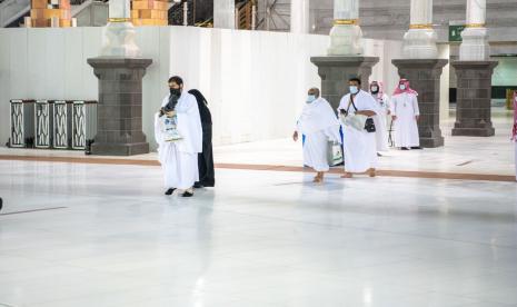 Kebahagiaan Penduduk Makkah dan Jamaah Umroh. Gambaran perdana umroh, Ahad (4/10).