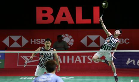 Ganda putra Indonesia Kevin Sanjaya Sukamuljo (kanan) dan Marcus Fernaldi Gideon (kiri).