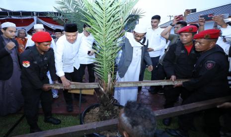 Capres dari PDI, Ganjar Pranowo bersilaturahmi ke Ponpes Al Kautsar Al Akbar dalam lawatannya ke Kota Medan, Sumatera Utara (Sumut). 