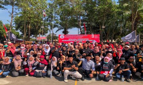 Ganjaran Buruh Berjuang (GBB) menghelat upacara kemerdekaan. Acara yang dihadiri ratusan kalangan buruh dan HRD itu berlangsung di PT Willbes Global, Kecamatan Purwadadi, Kabupaten Subang, Provinsi Jawa Barat (Jabar). 