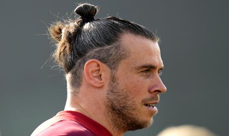  Gareth Bale dari Wales 