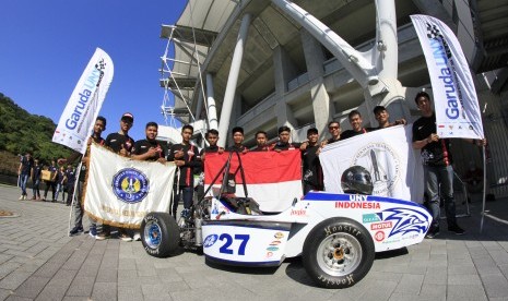 Garuda UNY Racing Team (GURT) perwakilan dari Universitas Negeri Yogyakarta telah menampilkan performa maksimal pada ajang mobil balap bergengsi di Jepang, Student Formula Japan.