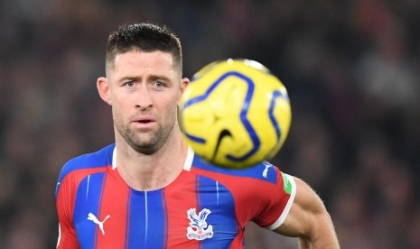 Bek Crystal Palace Gary Cahill.