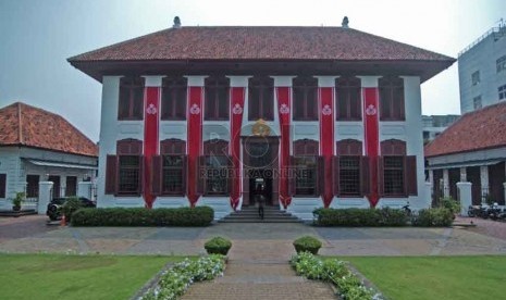 Gedung arsip nasional RI yang terletak di Jalan Gajah Mada, Jakarta Barat, Jumat (29/8).  (Republika/Raisan Al Farisi)