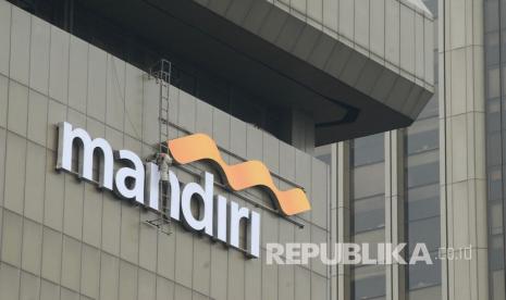 Gedung Bank Mandiri. PT Bank Mandiri Tbk mencatat penghimpunan penerimaan negara sebesar Rp 517 triliun per September 2022. Adapun realisasi ini tumbuh naik 32,5 persen jika dibandingkan dengan periode yang sama tahun lalu.