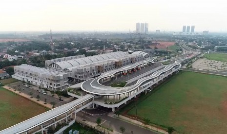 Gedung baru Stasiun Cisauk yang terintegrasi dengan pengembangan kawasan Intermoda BSD City