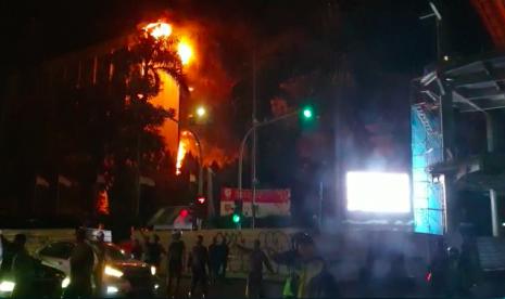 Gedung Kejaksaan Agung Terbakar