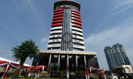 Gedung KPK. Pandheka UGM sebut KPK periode sekarang seharusnya tetap 4 tahun, periode selanjutnya baru 5 tahun.