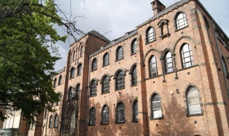 Gedung Yorkshire Muslim Cultural Centre