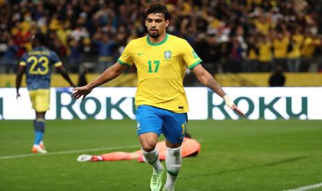 Gelandang Brasil Lucas Paqueta merayakan golnya ke gawang Kolombia pada laga kualifikasi Piala Dunia 2022 Zona Conmebol.